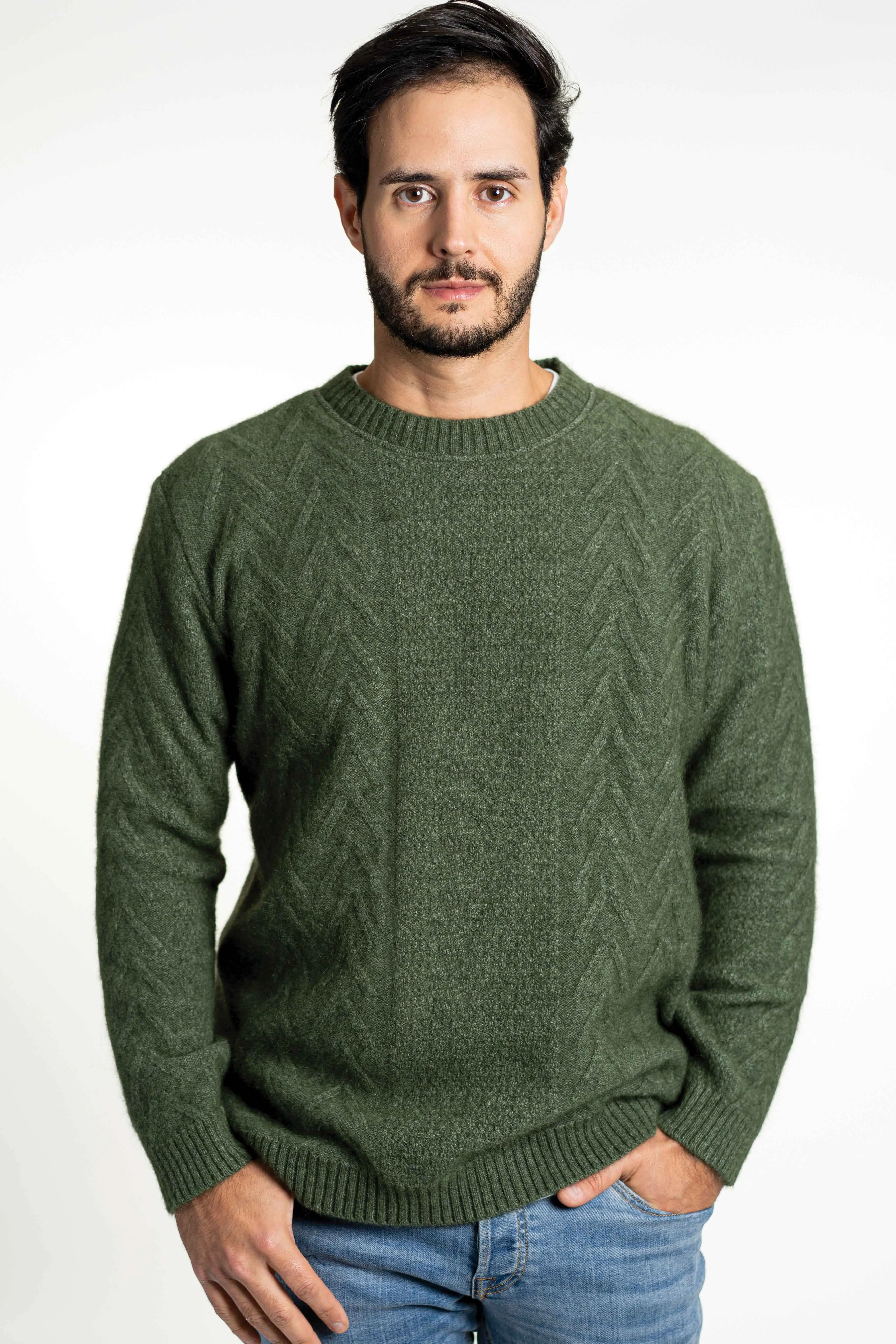 CREW NECK ARAN JUMPER