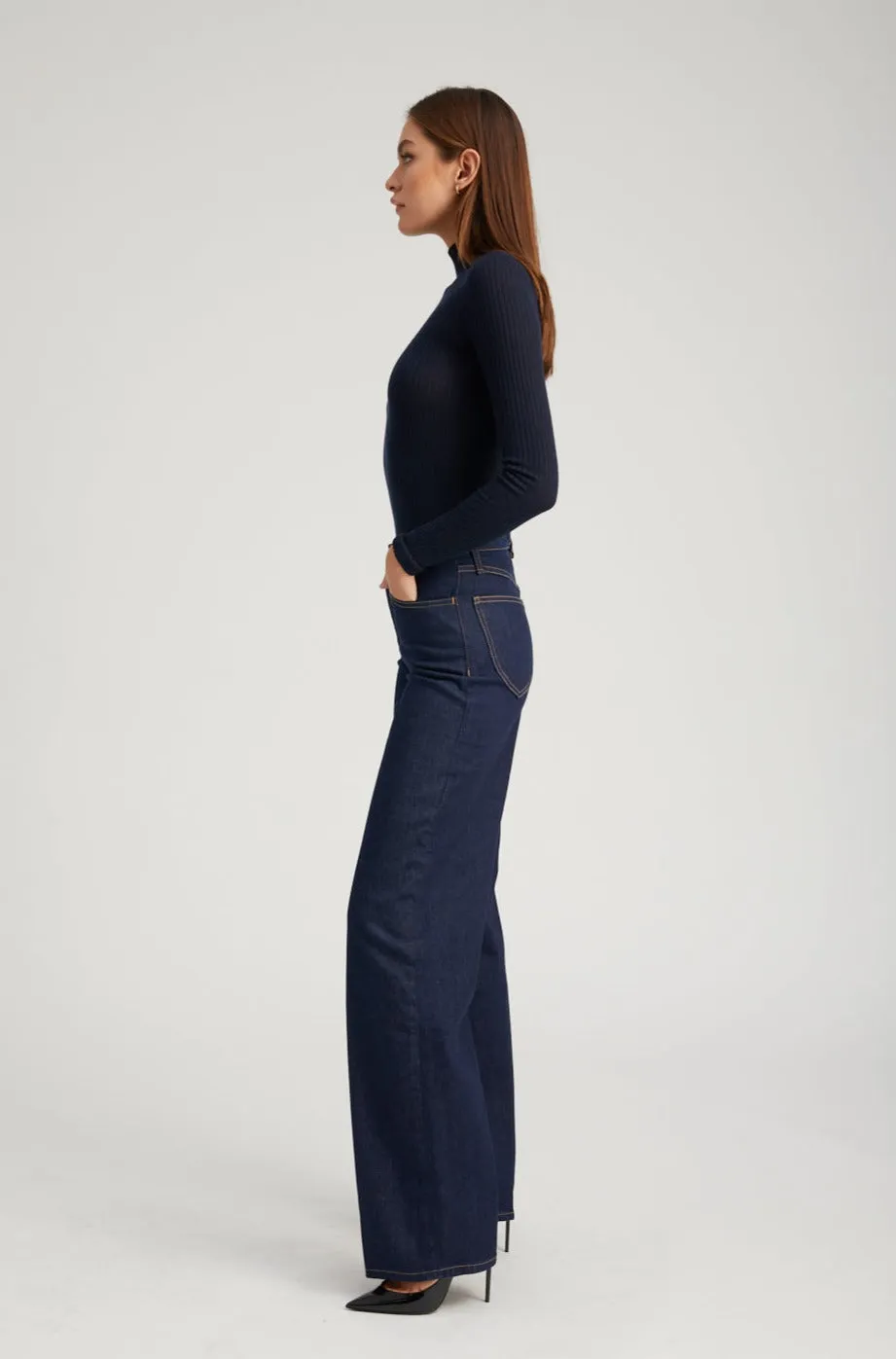 Jane Loose Straight Denim