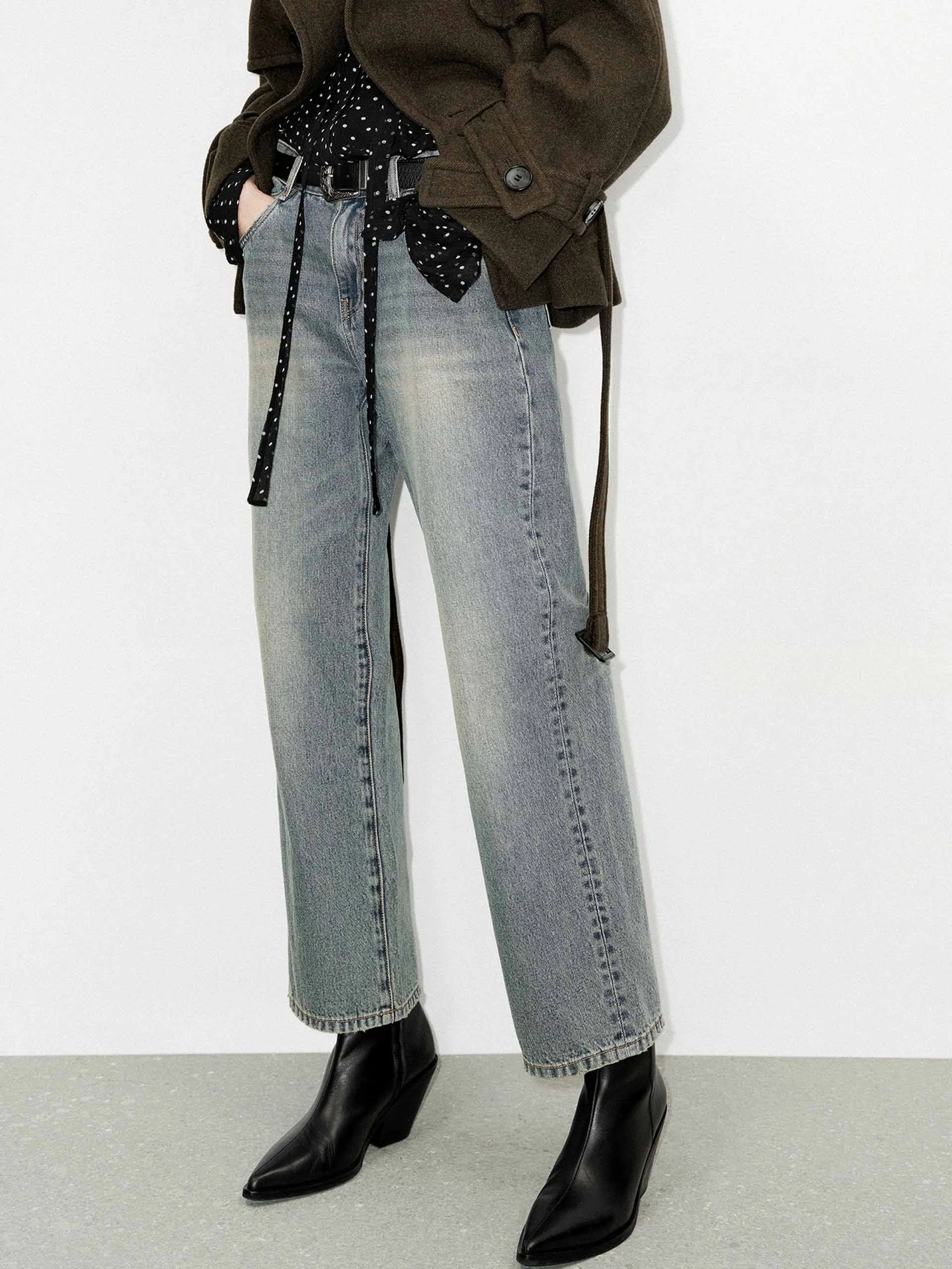 Relaxed Straight Ankle Jeans